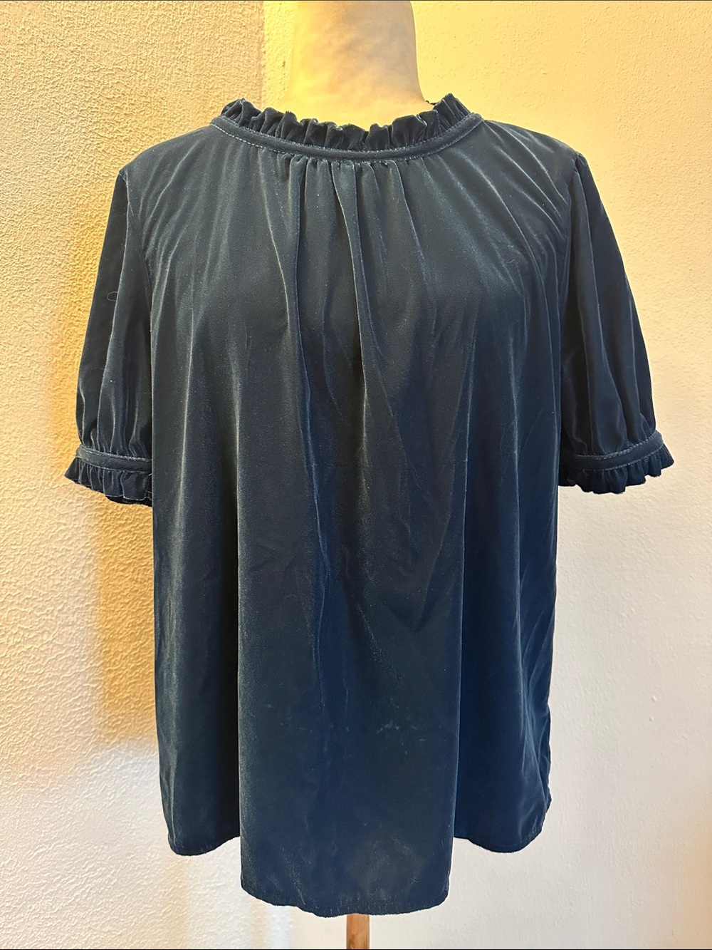 GAP Women's Dark Green Velvet Ruffle-Trim Blouse Size M